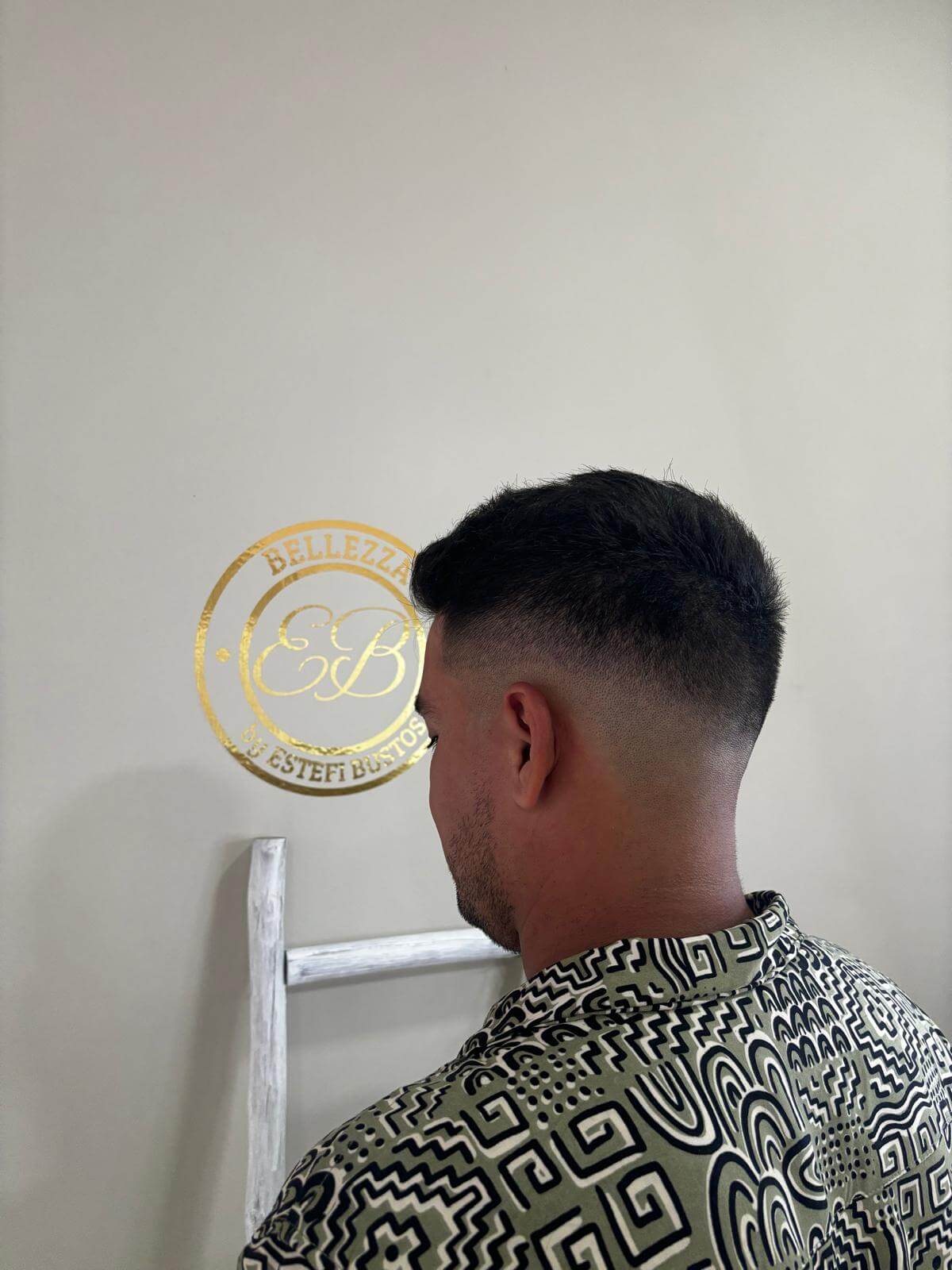 Corte caballero